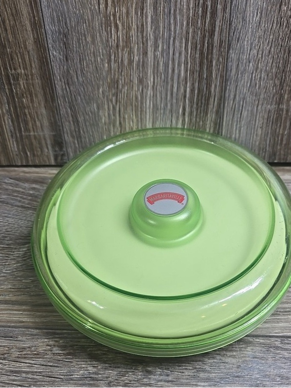 Sunbeam Lime Green Microwave Plate Cover with Vent Knob